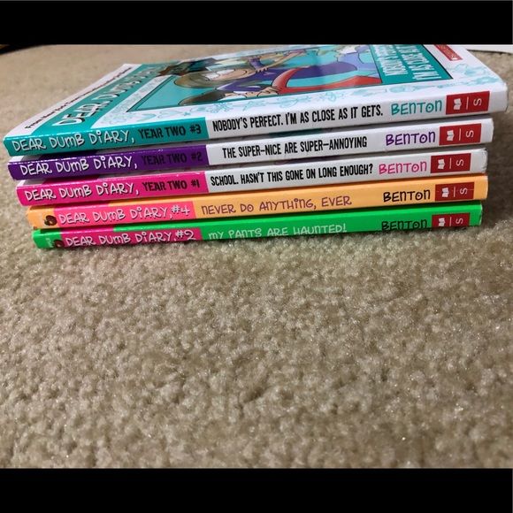 Dear Dumb Diary 5 pack - Picture 2 of 2